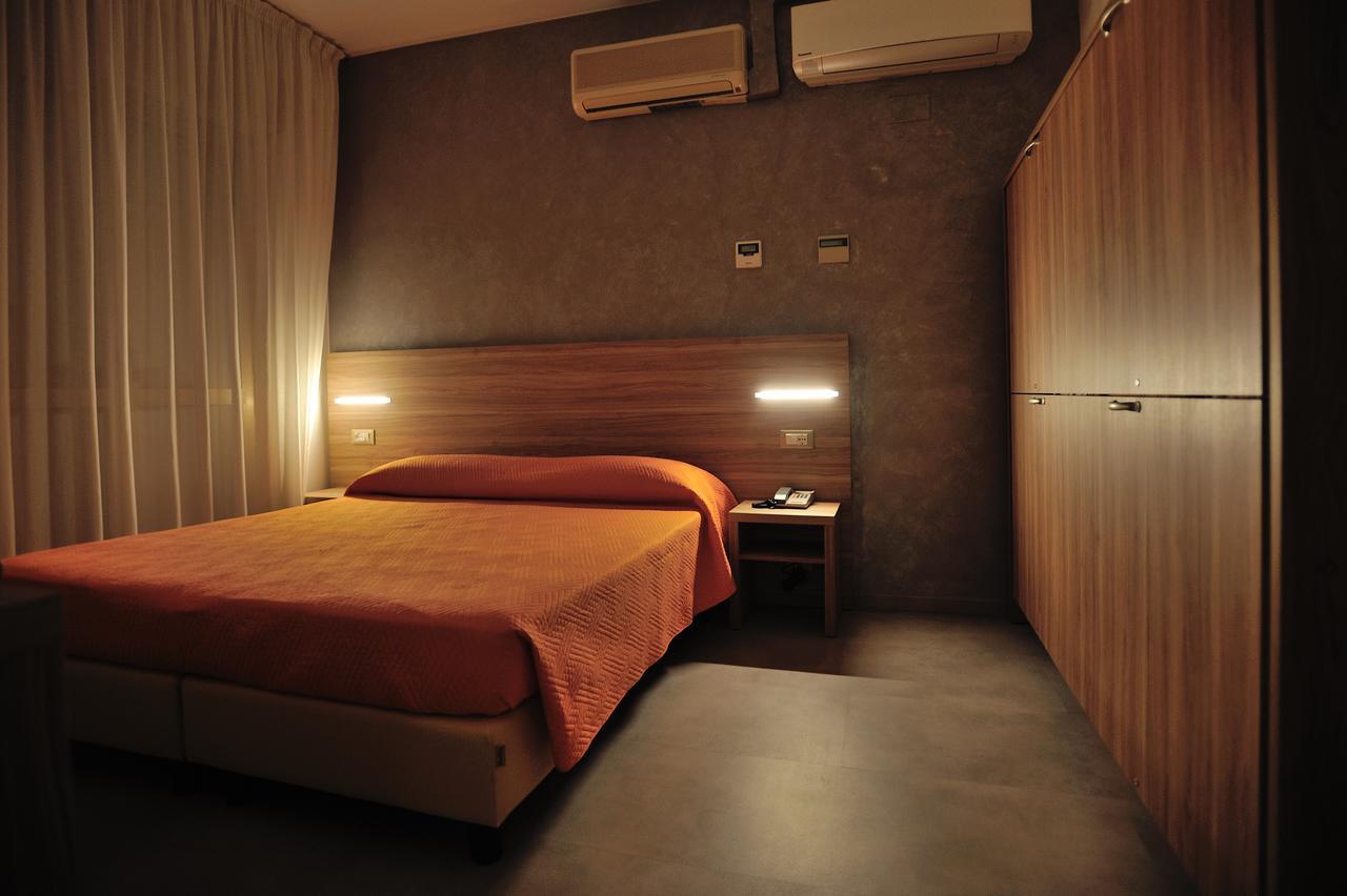 Hotel Lidia Alba Adriatica Luaran gambar